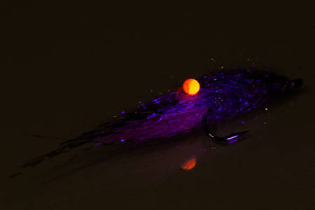 Sea trout fly Shrimp with fluorescent eyes - MTM08